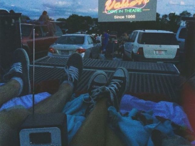 cinema drive-in