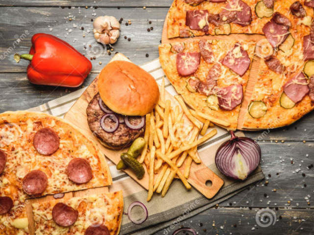 pizzas e
hamburgers