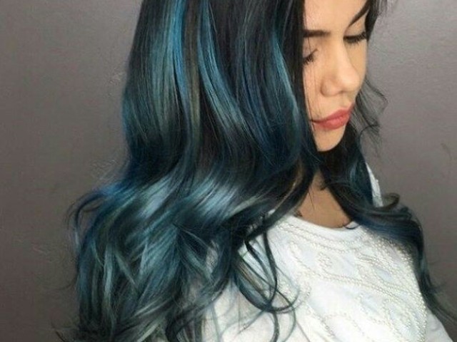 Hair com esse estilo de mechas