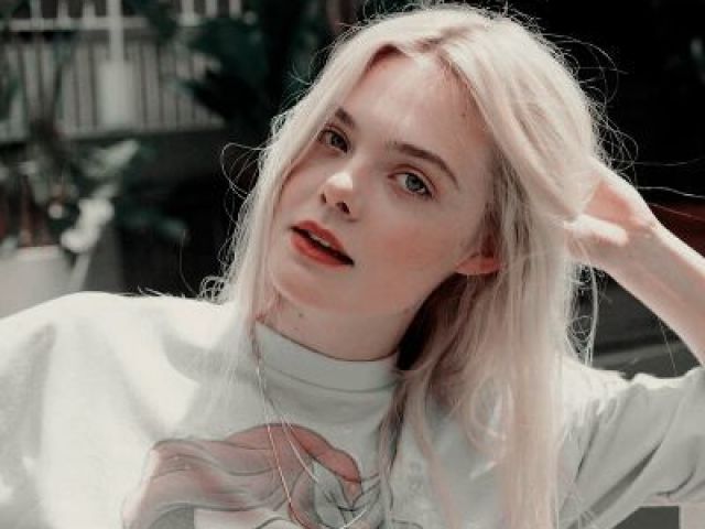 Elle Fanning (22) 🍒