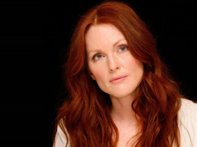 Julianne Moore (59) ๐