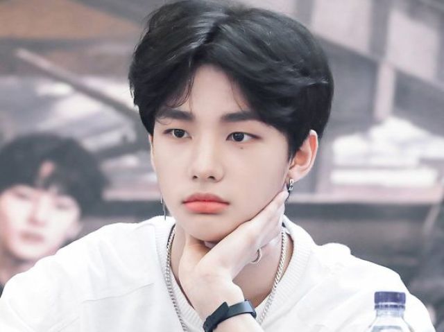 Hyujin-Stray_Kids/outro membro do mesmo grupo:)