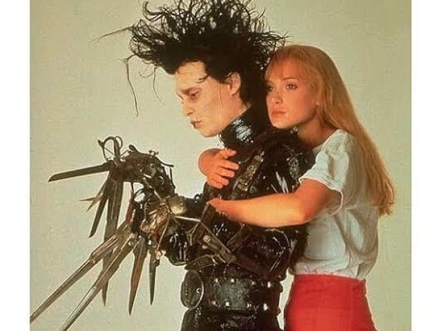 Edward mãos de tesoura