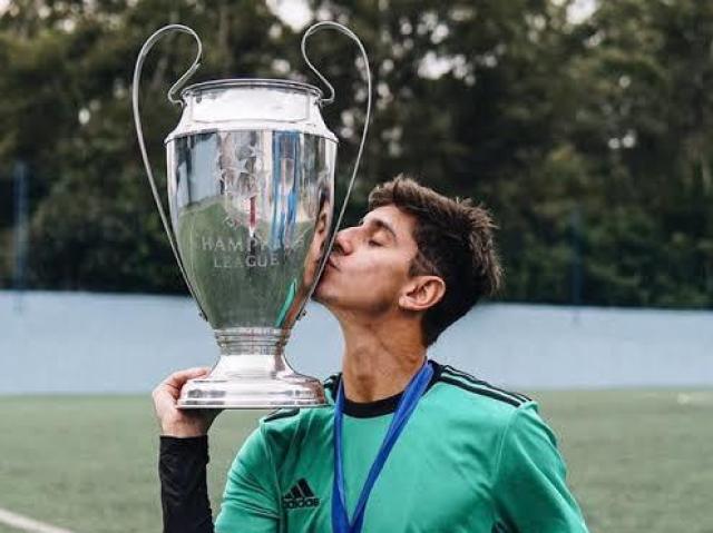 Daniel e Claudinho.