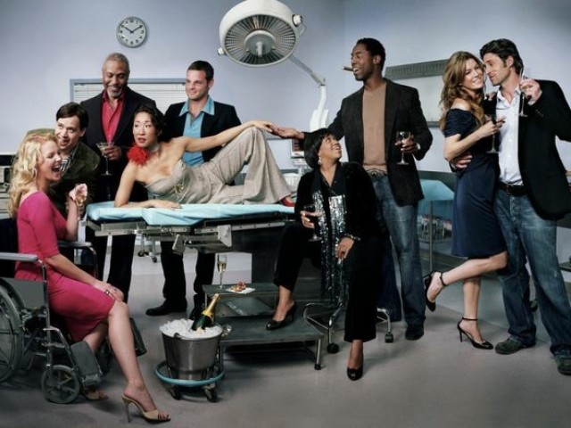 Formado em 16 temporadas de grey's!!!