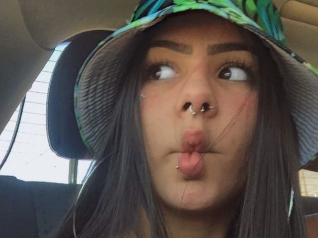 (Sou lésbica)
Nome: Bárbara.