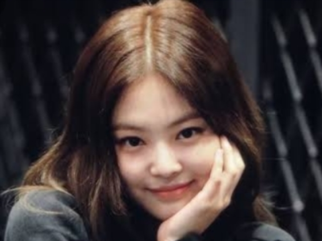 Jennie {Pareço muito ela ;-;}