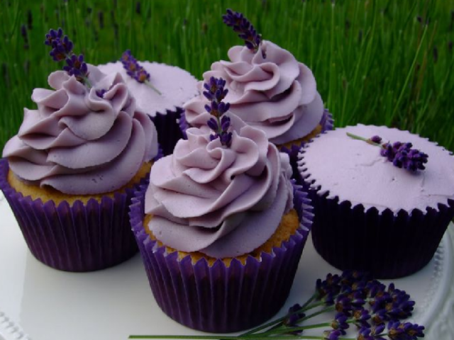 cupcake roxo