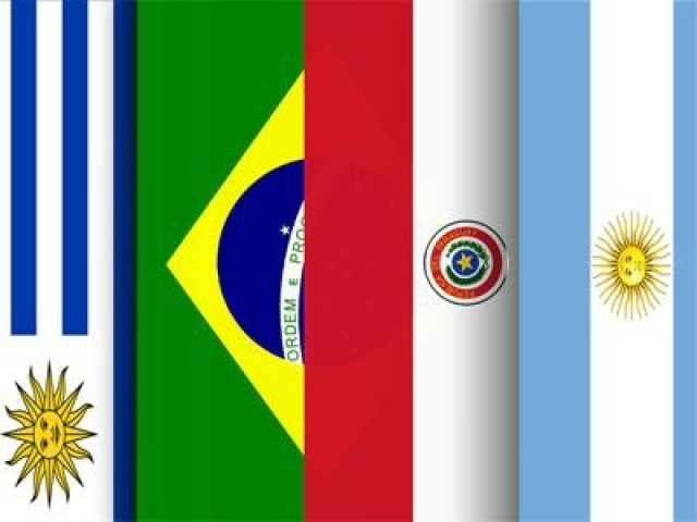 4 países