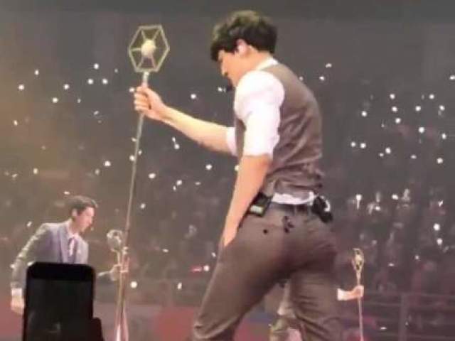 Chanyeol com bunda (raro)