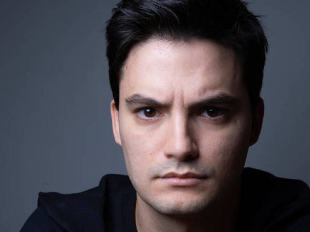 Você conhece Felipe Neto?