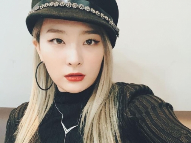 Seulgi (Red Velvet)