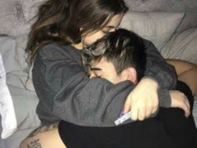 Serio o q faria sem vc ?❤ @luka
Maicon:namorando??
Res:n ne amore kkkk
Luka:te amo
Res:amo mais
Leo:o casal