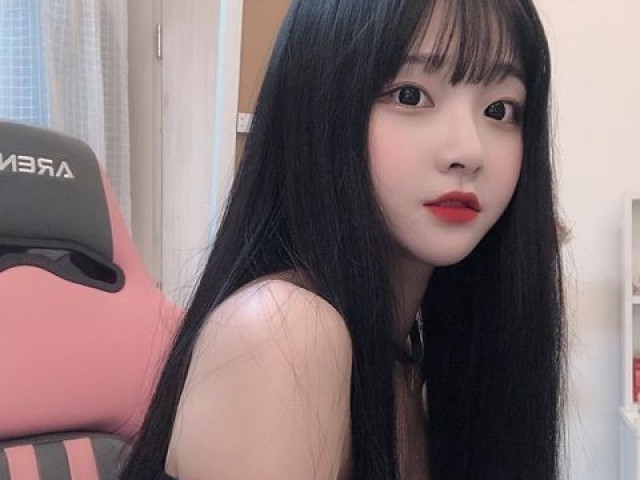 。◕‿◕。