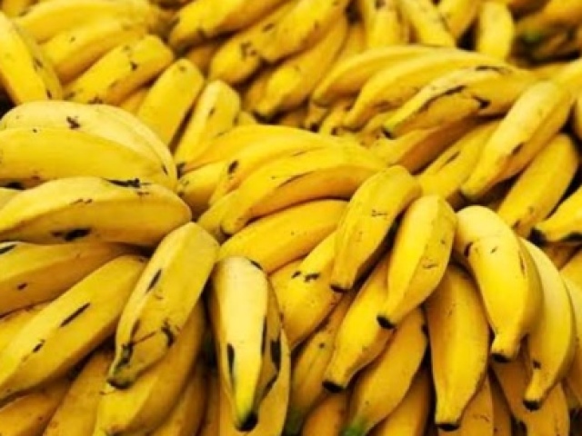 BANANA