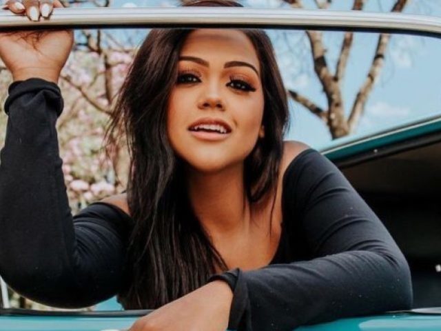 Você realmente conhece a Camila Loures?