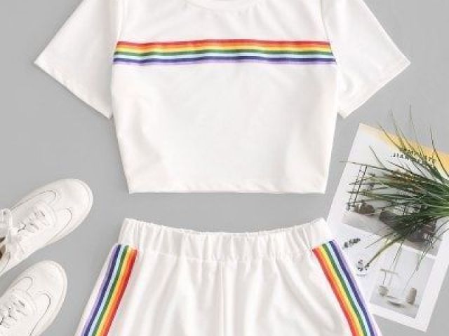 Short e camiseta curta