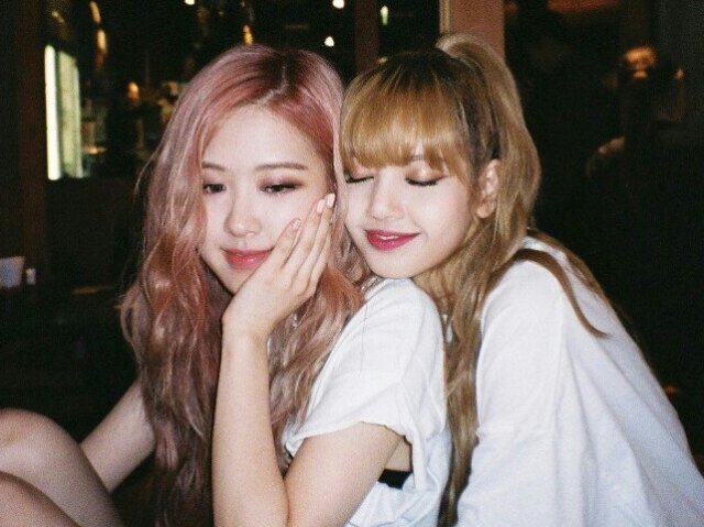 Chaelisa (Rosé e Lisa)