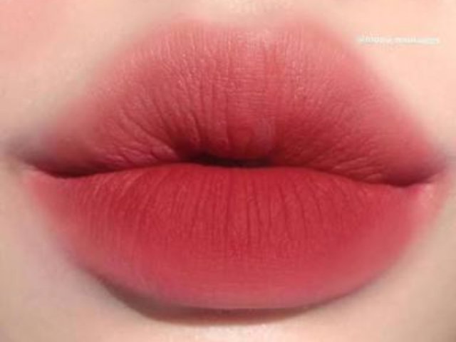 👄
