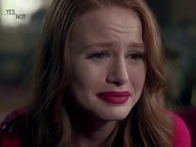 Cheryl Blossom nα̃o estά feliz com seus conhecimentos sobre “Riverdɑle”!