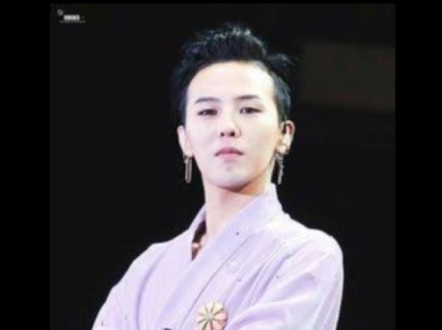 G-Dragon
(BIGBANG)