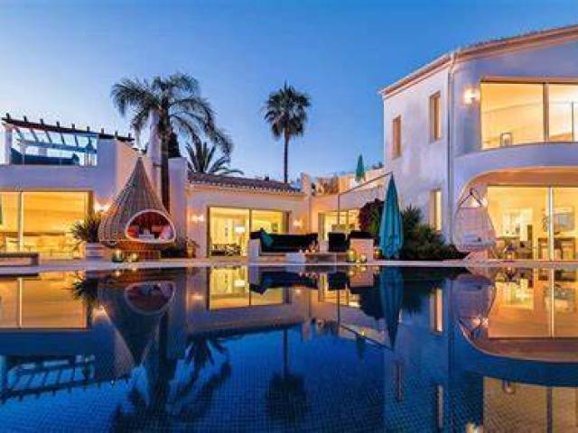 Hotel 5 estrelas.
