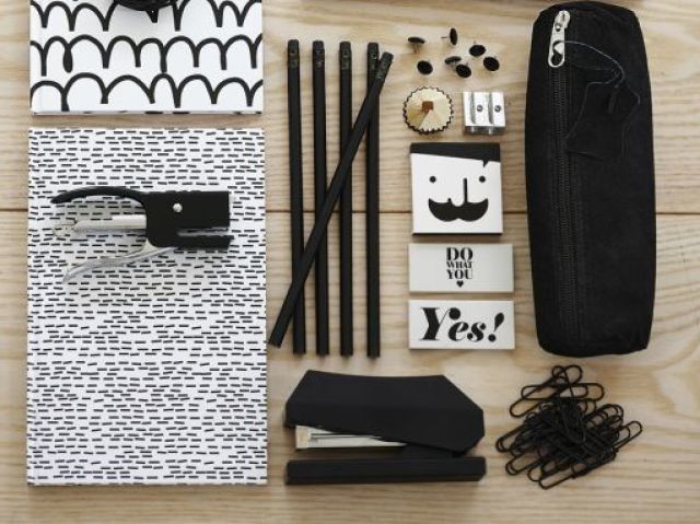 Material Escolar Preto