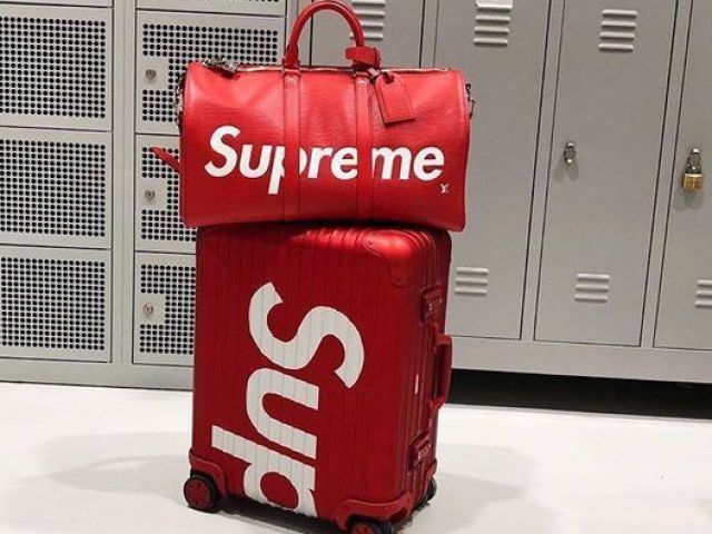 supreme 😘