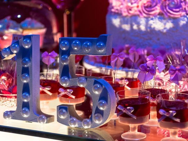 Como será sua festa de 15 anos?