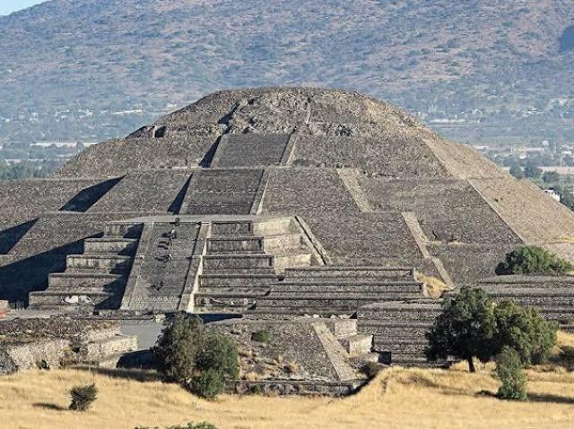 Piramide del Sol, México