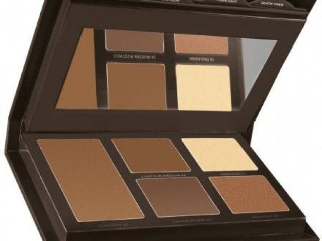 Contorno em paleta da Laura Mercier