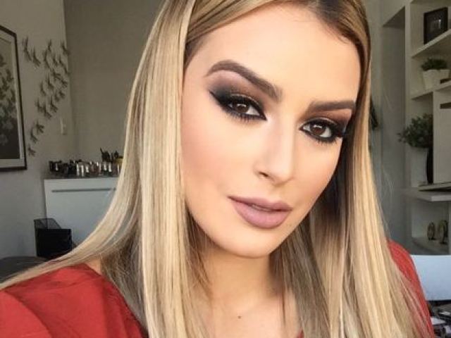 Você realmente conhece a Mari Saad?