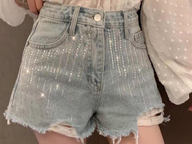 (☞゚∀゚)☞
