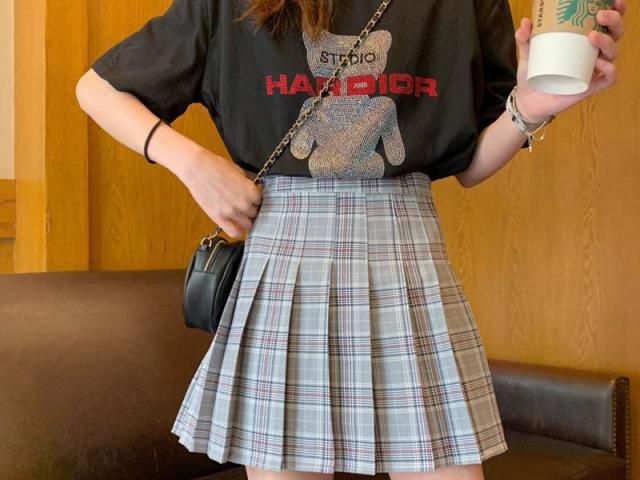 (ノ゚0゚)ノ→