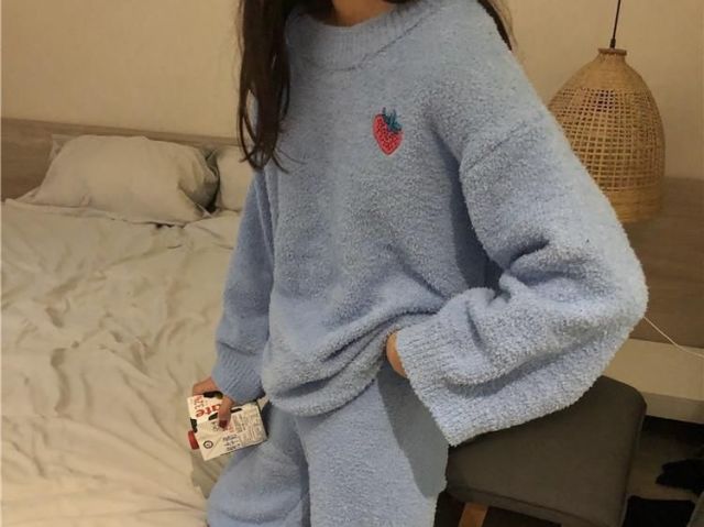 <( ̄︶ ̄)↗