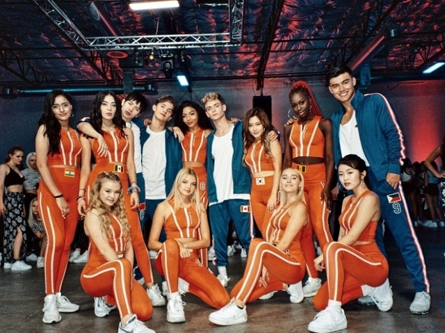 now united - crazy stupid silly love