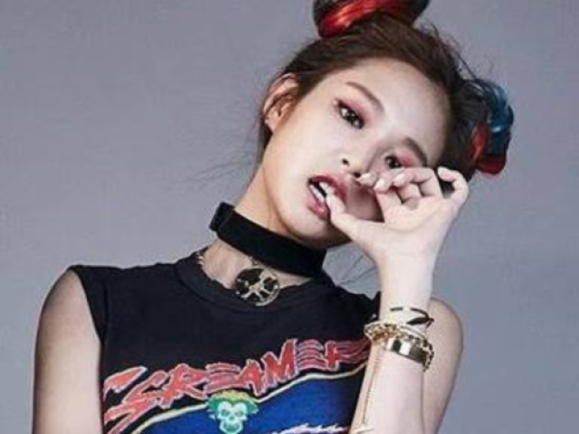 JENNIE