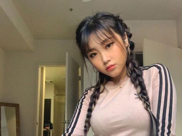 HEYOON JEONG,PRELEMBRA PROBLEMA QUE ENFRENTOU NA ADOLESCÊNCIA