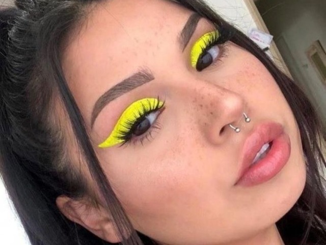 Amarelo neon