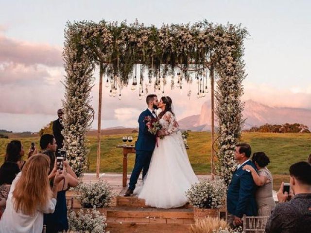 Monte seu casamento!