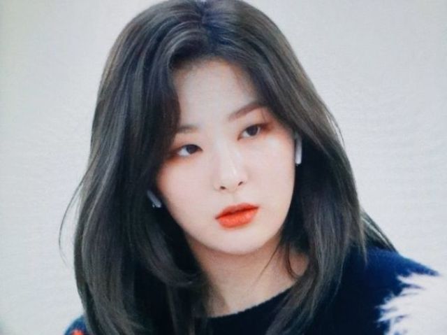 Seulgi (Red Velvet)