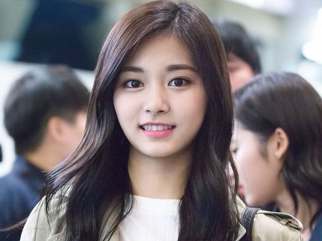 Tzuyu (Twice)