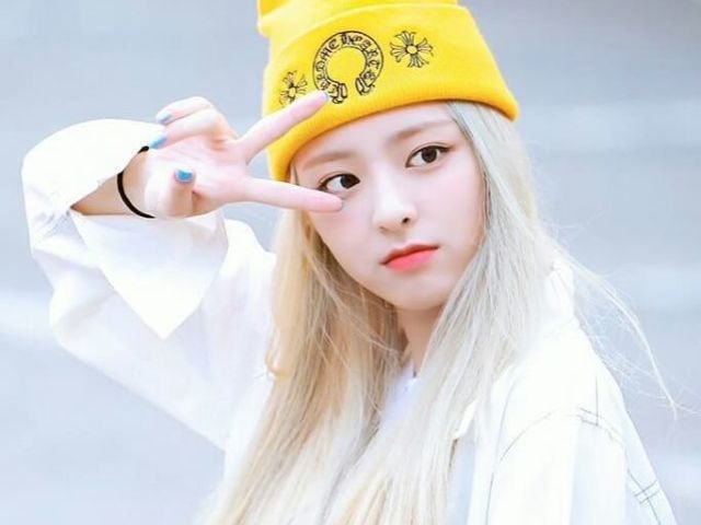 Yuna (Itzy)