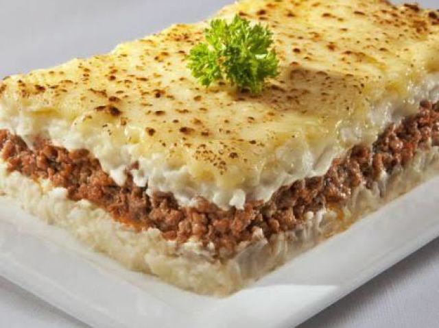 Escondidinho de carne