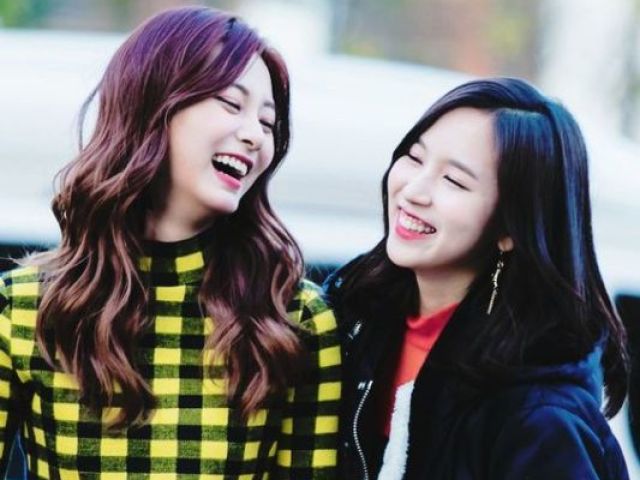 tzuyu e mina(twice)