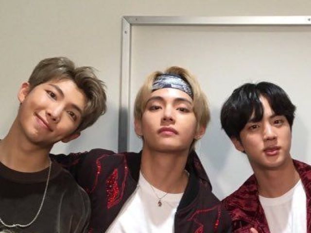 Taehyung,Namjoon e Jin