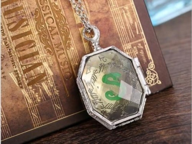 Medalhão do Salazar Slytherin