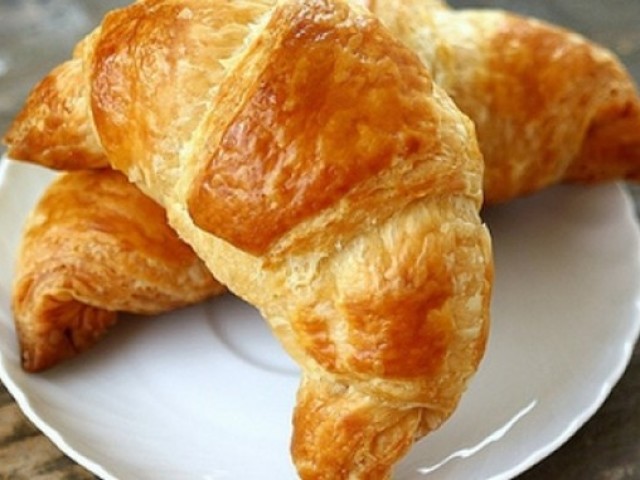 Croissant de frango cremoso