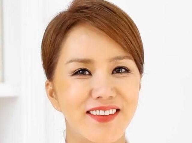 Uhm Jung-Hwa