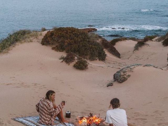 passar o dia na praia e depois assistir alguma coisa